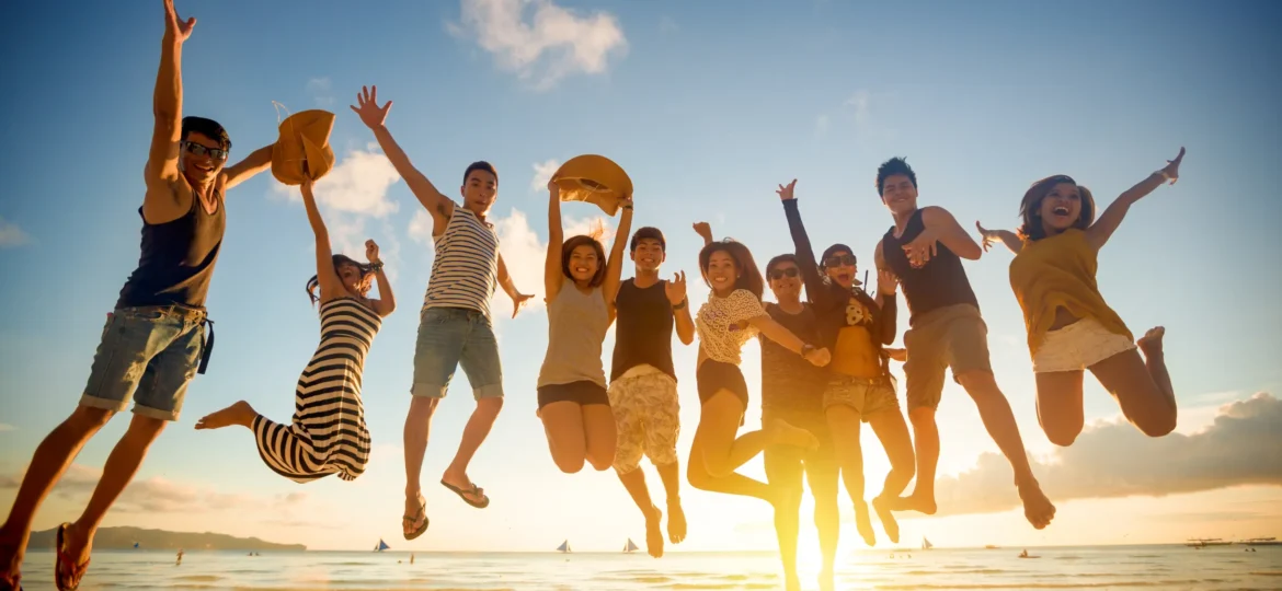 AdobeStock_86427750-People-jumping-beach17-060541